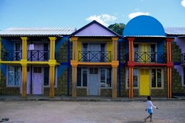 Architecture;-Child;-Colours;-Columns;-Comoros-Archipelago;-France;-Houses;-Housing;-Indian-Ocean;-Kaleidos;-Kaleidos-images;-La-parole-à-limage;-Laurent-Abad;-Mayotte;-Square;-Stories-Pictures